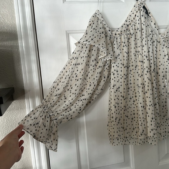 NWT 1.State Halter Neck Ruffle Cold Shoulder Blouse - Picture 8 of 13